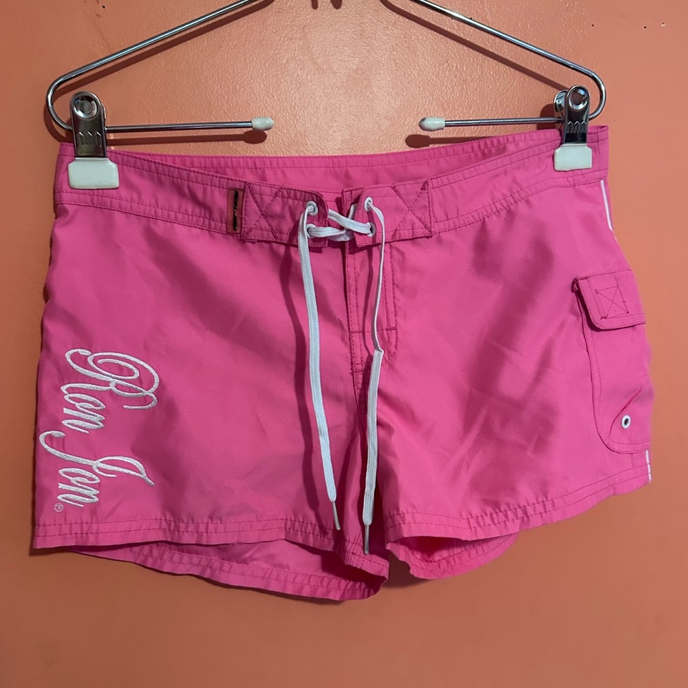 Ron Jon pink & white beach shorts. Size S
